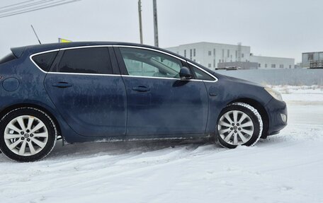 Opel Astra J, 2011 год, 550 000 рублей, 8 фотография