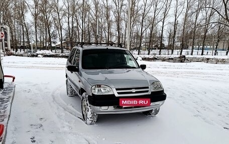 Chevrolet Niva I рестайлинг, 2003 год, 270 000 рублей, 2 фотография