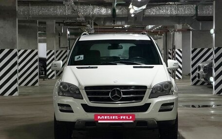 Mercedes-Benz M-Класс, 2011 год, 1 960 000 рублей, 3 фотография