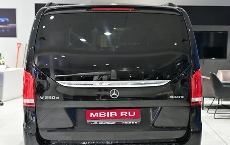 Mercedes-Benz V-Класс, 2019 год, 4 300 000 рублей, 5 фотография