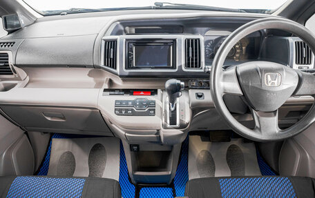 Honda Stepwgn IV, 2010 год, 1 489 000 рублей, 7 фотография