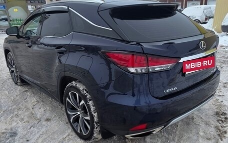 Lexus RX IV рестайлинг, 2022 год, 6 200 000 рублей, 2 фотография