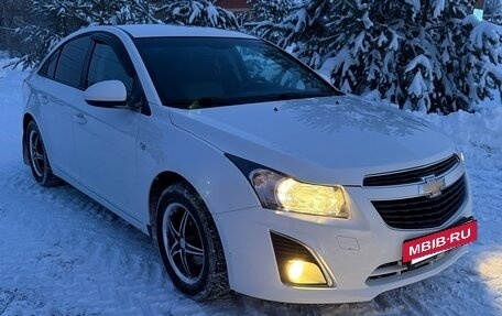 Chevrolet Cruze II, 2013 год, 980 000 рублей, 8 фотография