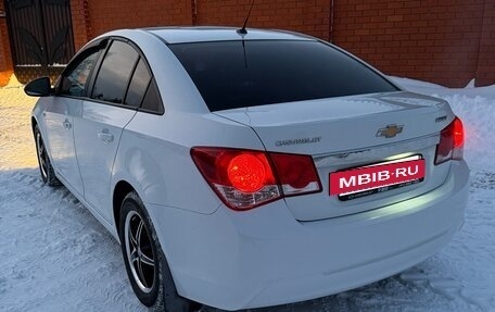 Chevrolet Cruze II, 2013 год, 980 000 рублей, 4 фотография