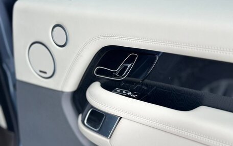 Land Rover Range Rover IV рестайлинг, 2018 год, 9 990 000 рублей, 30 фотография