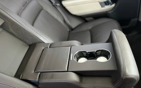 Land Rover Range Rover IV рестайлинг, 2018 год, 9 990 000 рублей, 26 фотография