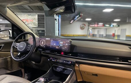 KIA Carnival, 2024 год, 6 495 000 рублей, 21 фотография