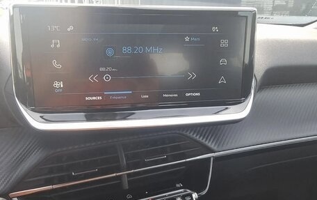 Peugeot 2008 II, 2025 год, 2 100 000 рублей, 6 фотография