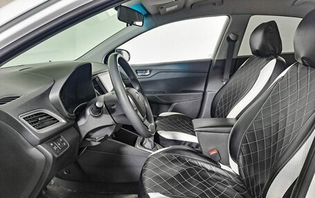 Hyundai Solaris II рестайлинг, 2019 год, 1 195 000 рублей, 20 фотография