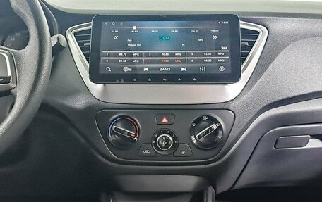 Hyundai Solaris II рестайлинг, 2019 год, 1 195 000 рублей, 18 фотография