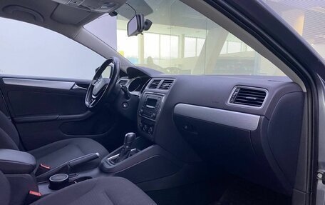 Volkswagen Jetta VI, 2018 год, 1 649 000 рублей, 13 фотография