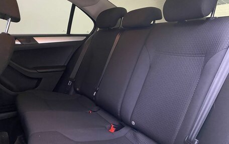 Volkswagen Jetta VI, 2018 год, 1 649 000 рублей, 15 фотография