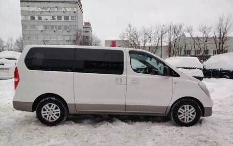 Hyundai H-1 II рестайлинг, 2016 год, 2 000 111 рублей, 4 фотография