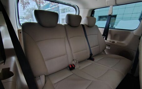 Hyundai H-1 II рестайлинг, 2016 год, 2 000 111 рублей, 12 фотография