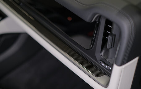 Porsche Cayenne III, 2025 год, 19 900 000 рублей, 23 фотография