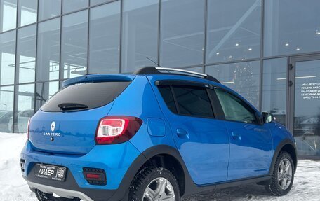 Renault Sandero II рестайлинг, 2021 год, 1 430 000 рублей, 2 фотография