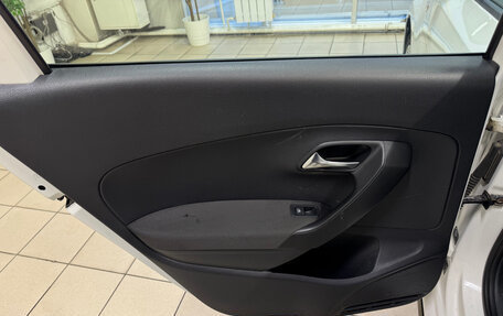 Volkswagen Polo VI (EU Market), 2012 год, 845 000 рублей, 15 фотография