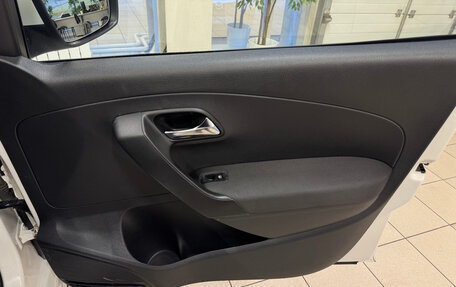 Volkswagen Polo VI (EU Market), 2012 год, 845 000 рублей, 16 фотография