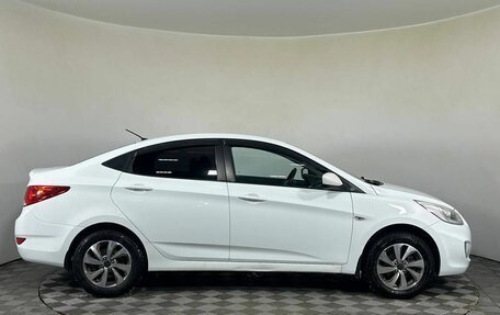 Hyundai Solaris II рестайлинг, 2013 год, 700 000 рублей, 4 фотография