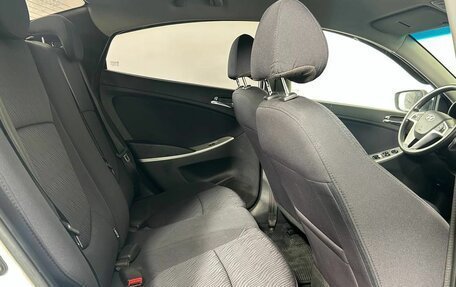 Hyundai Solaris II рестайлинг, 2013 год, 700 000 рублей, 13 фотография