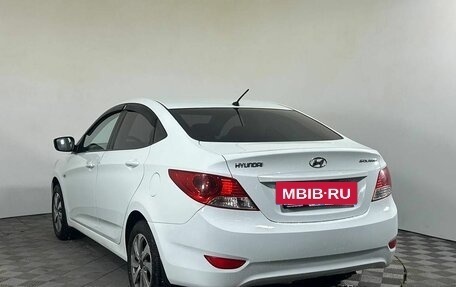 Hyundai Solaris II рестайлинг, 2013 год, 700 000 рублей, 7 фотография