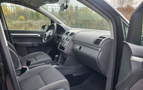 Volkswagen Touran III, 2012 год, 750 000 рублей, 10 фотография