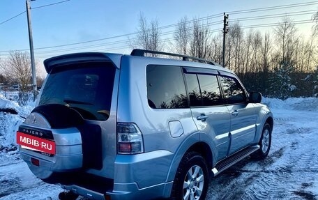 Mitsubishi Pajero IV, 2011 год, 2 080 000 рублей, 7 фотография