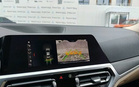 BMW 3 серия, 2019 год, 3 690 000 рублей, 11 фотография