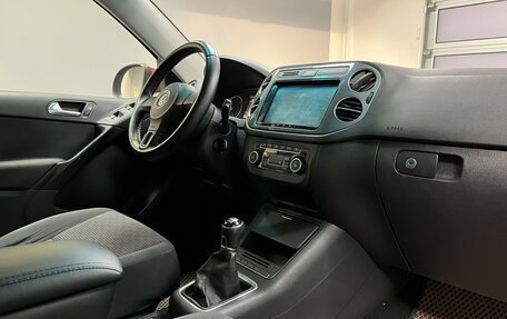 Volkswagen Tiguan I, 2012 год, 900 000 рублей, 11 фотография