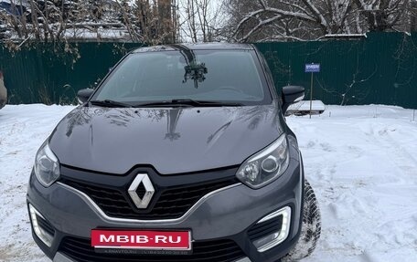 Renault Kaptur I рестайлинг, 2018 год, 1 150 000 рублей, 1 фотография