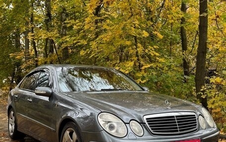 Mercedes-Benz E-Класс, 2005 год, 780 000 рублей, 1 фотография