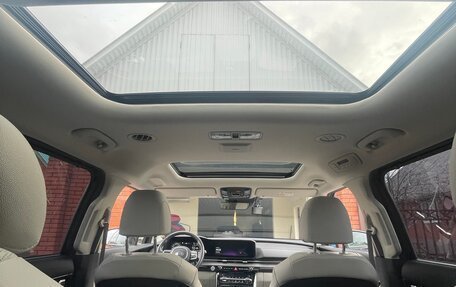 KIA Carnival, 2021 год, 4 280 000 рублей, 25 фотография