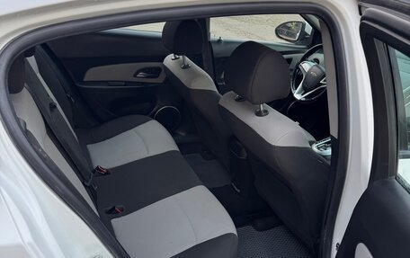 Chevrolet Cruze II, 2013 год, 775 000 рублей, 10 фотография