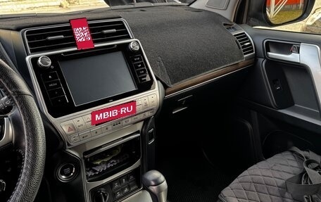 Toyota Land Cruiser Prado 150 рестайлинг 2, 2020 год, 5 900 000 рублей, 4 фотография