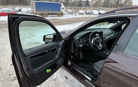 Mercedes-Benz C-Класс, 2011 год, 1 500 000 рублей, 11 фотография