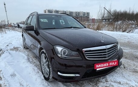 Mercedes-Benz C-Класс, 2011 год, 1 500 000 рублей, 3 фотография