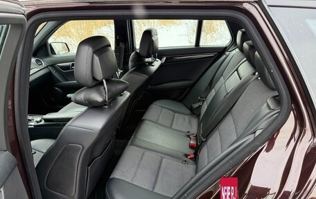 Mercedes-Benz C-Класс, 2011 год, 1 500 000 рублей, 13 фотография