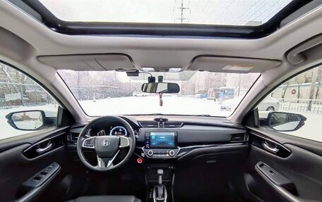 Honda Vezel, 2020 год, 1 995 000 рублей, 6 фотография