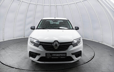 Renault Logan II, 2018 год, 400 000 рублей, 2 фотография