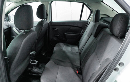 Renault Logan II, 2018 год, 400 000 рублей, 15 фотография