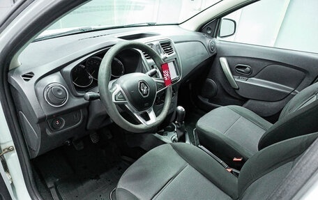 Renault Logan II, 2018 год, 400 000 рублей, 20 фотография