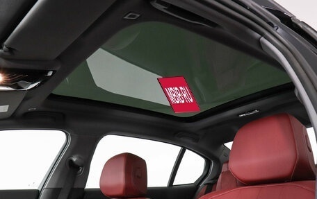 BMW 5 серия, 2025 год, 8 760 000 рублей, 15 фотография