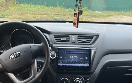 KIA Rio III рестайлинг, 2013 год, 682 000 рублей, 5 фотография