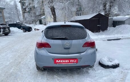 Opel Astra J, 2010 год, 600 000 рублей, 4 фотография