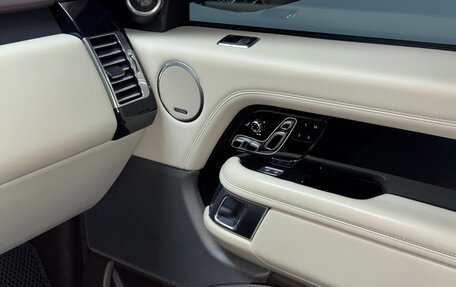 Land Rover Range Rover IV рестайлинг, 2020 год, 7 250 000 рублей, 17 фотография