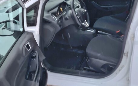 Ford Fiesta, 2017 год, 890 000 рублей, 9 фотография