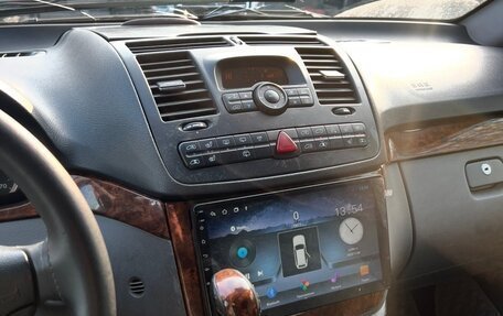 Mercedes-Benz Viano, 2010 год, 1 500 000 рублей, 8 фотография