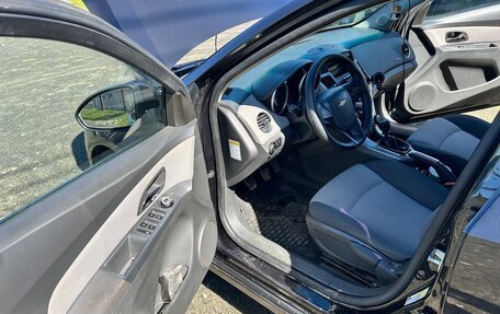 Chevrolet Cruze II, 2009 год, 670 000 рублей, 21 фотография