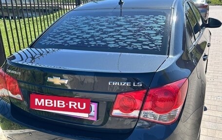 Chevrolet Cruze II, 2009 год, 670 000 рублей, 4 фотография