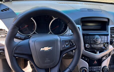 Chevrolet Cruze II, 2009 год, 670 000 рублей, 23 фотография